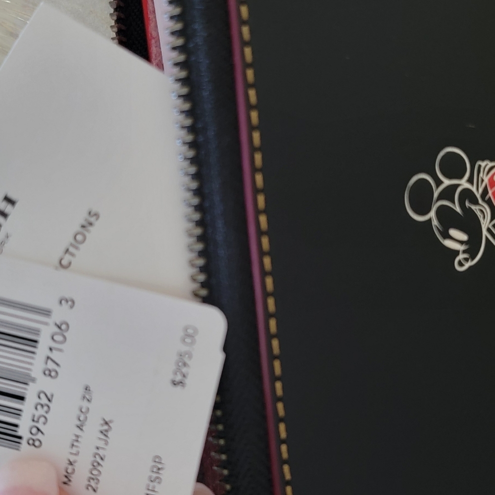 Coach Limited Edition Black Leather Wallet with Mickey Mouse Design *NEW - Picture 11 of 14